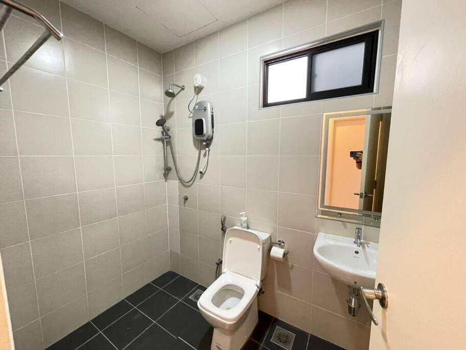 Meridin Medini By Wp Homestay Nusajaya  Exterior photo