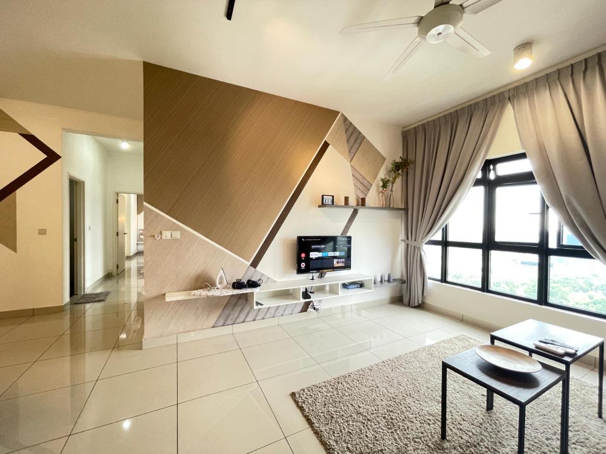Meridin Medini By Wp Homestay Nusajaya  Exterior photo